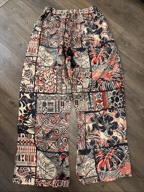 🆕 White Waves Flowy Art Silk  Elastic Waist Pants w Drawstring. Free size. NWT!